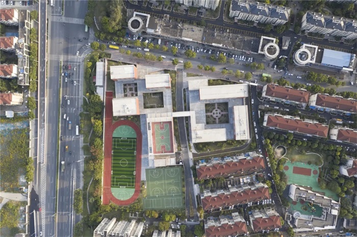 徐汇中学华发路南校区大舍建筑